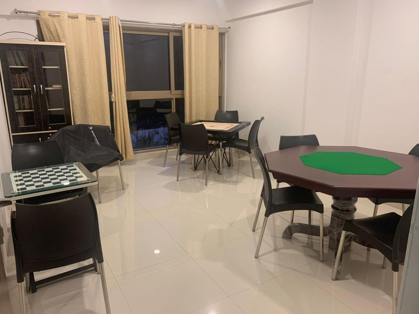 Mizzle Exotica Lonavala Appartement Buitenkant foto