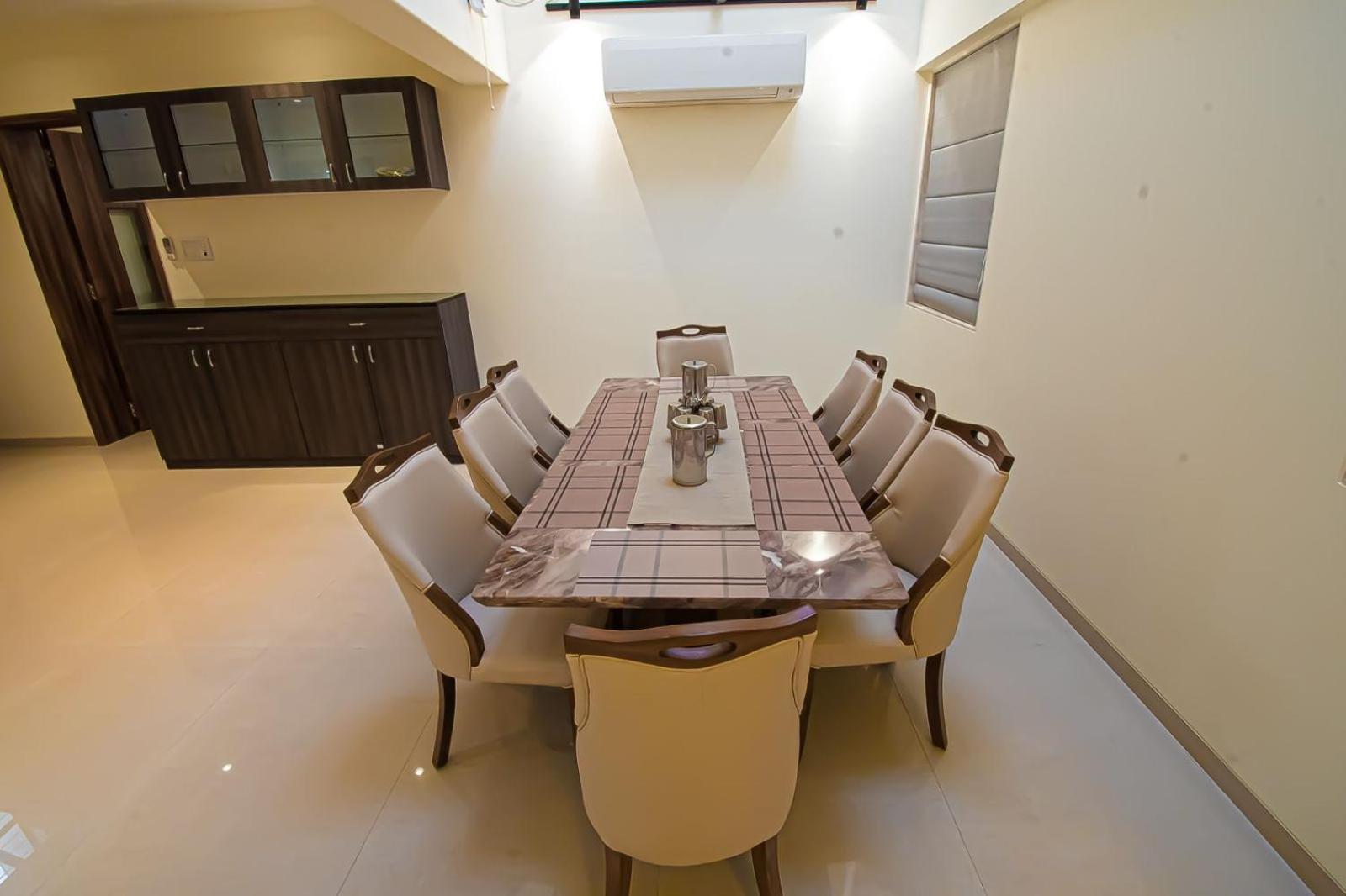 Mizzle Exotica Lonavala Appartement Buitenkant foto