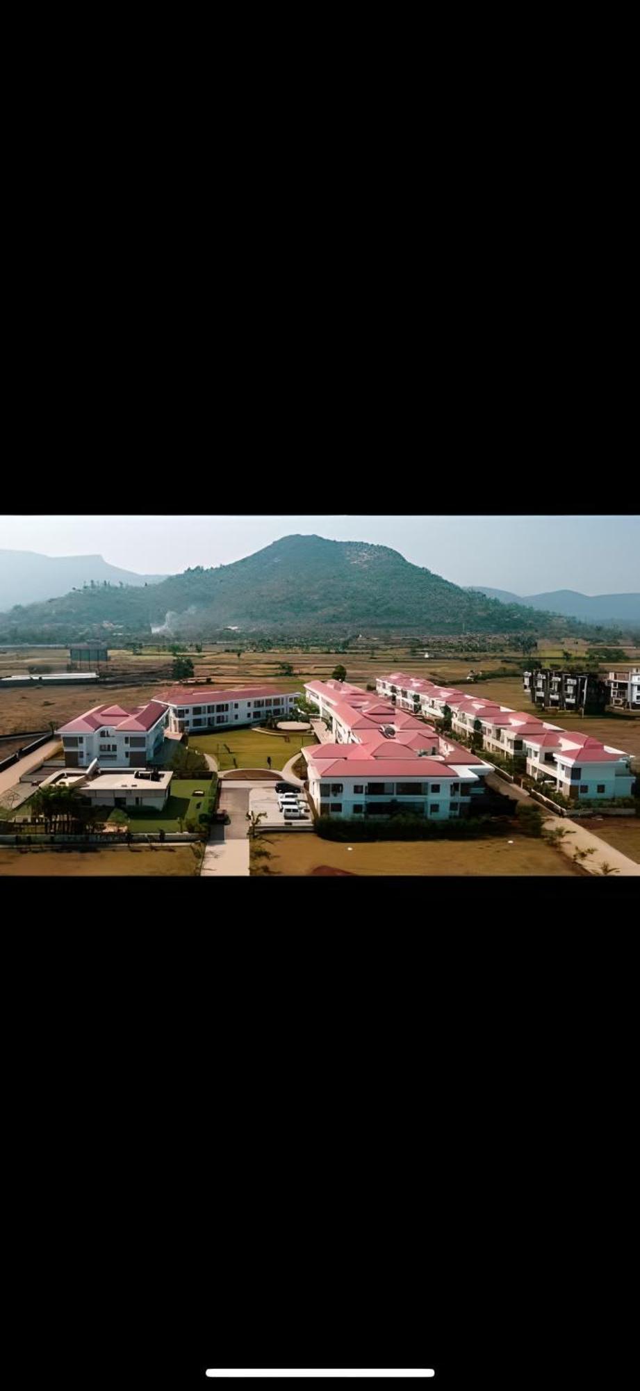 Mizzle Exotica Lonavala Appartement Buitenkant foto