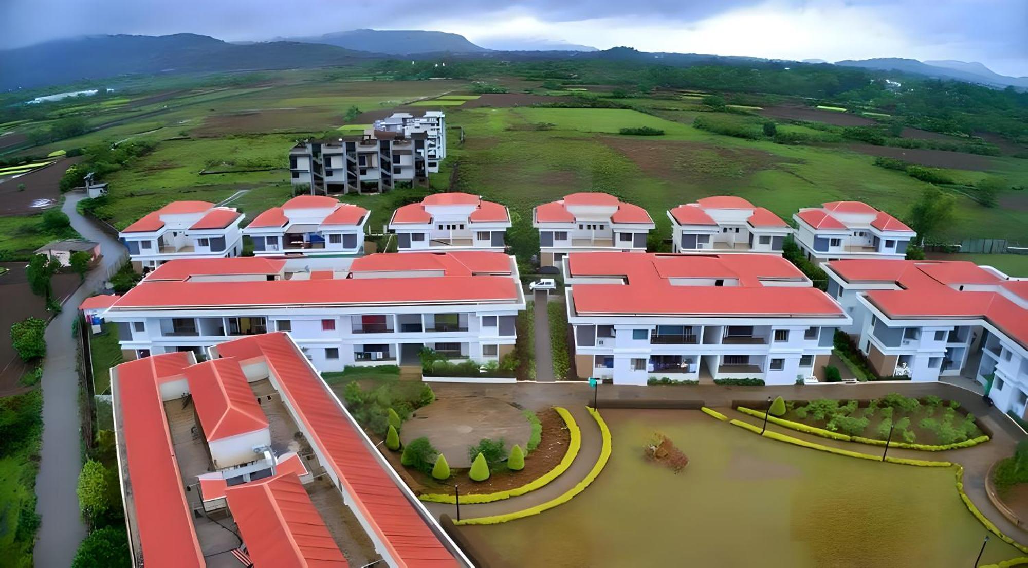Mizzle Exotica Lonavala Appartement Buitenkant foto