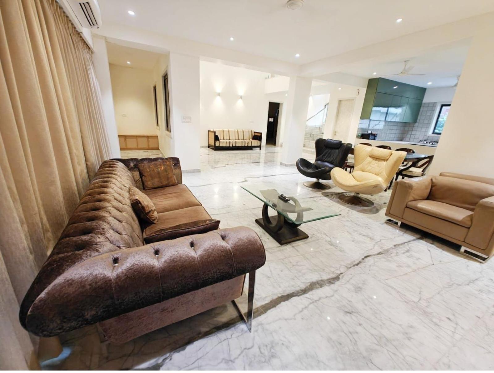 Mizzle Exotica Lonavala Appartement Buitenkant foto